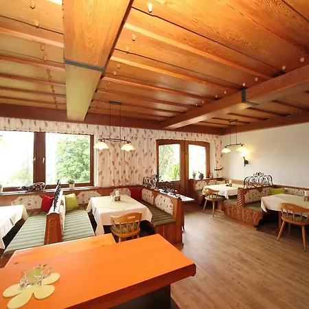 Sonnwendhof 3*