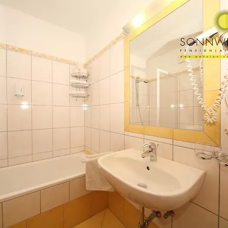 Konukevi Sonnwendhof 3*